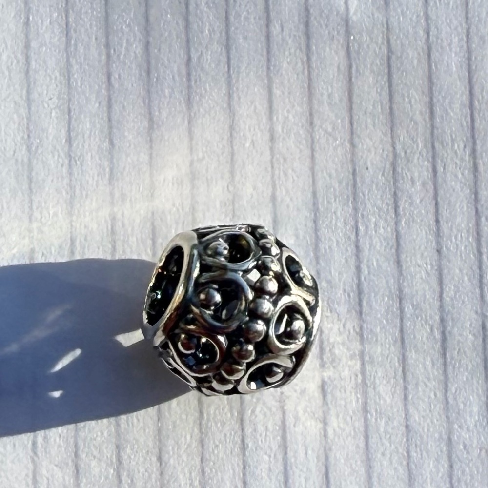 Pandora Silver Charm for Bracelets NWOT - Picture 3 of 4